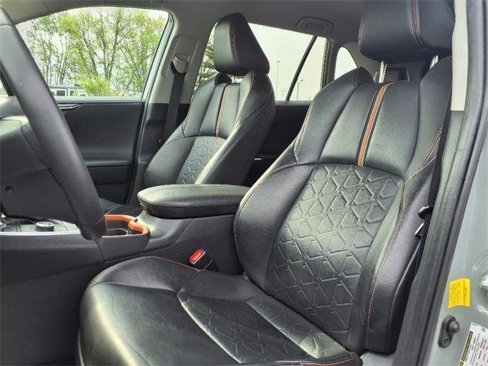 Used 2020 Toyota RAV4 Adventure image 12