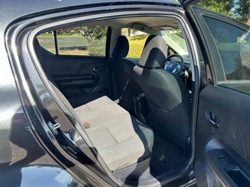 Used 2016 Toyota Prius C One image 12