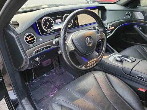 Used 2015 Mercedes-Benz S 550 Sedan image 21
