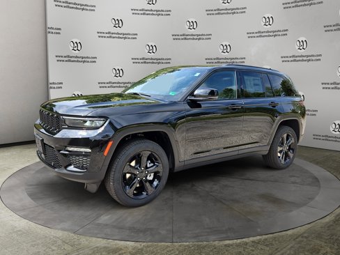New 2025 Jeep Grand Cherokee Limited w/ Luxury Tech Group II image 1
