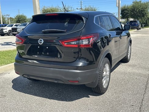 Certified 2021 Nissan Rogue Sport S image 6