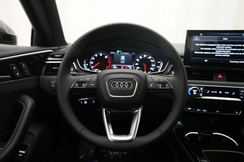 Used 2025 Audi A4 2.0T Premium image 4