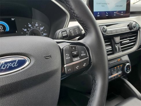 Used 2022 Ford Escape SEL image 14