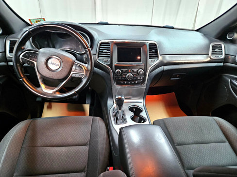 Used 2018 Jeep Grand Cherokee Laredo image 25
