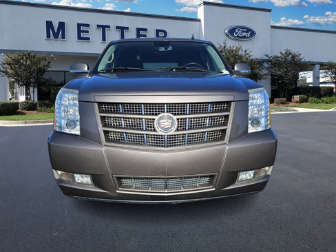 Used 2014 Cadillac Escalade ESV Premium image 2