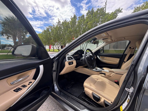 Used 2018 BMW 320i Sedan image 9