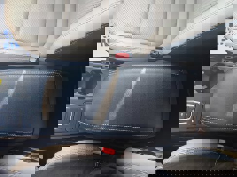 Used 2022 Ford Escape SEL image 15