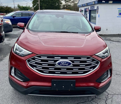 Used 2019 Ford Edge Titanium w/ Cold Weather Package image 5