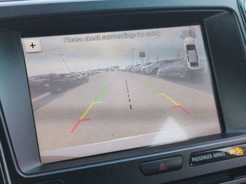 Used 2017 Ford Explorer XLT w/ Equipment Group 202A image 14