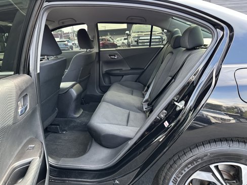 Used 2016 Honda Accord LX image 16