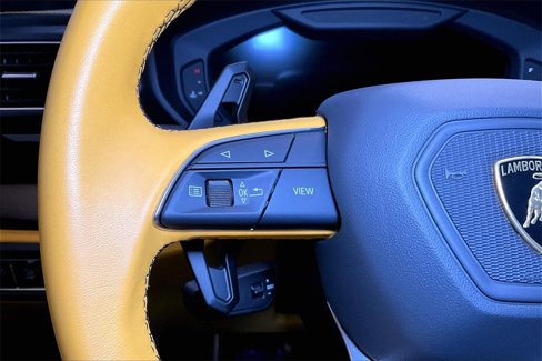 Used 2024 Lamborghini Urus S image 23