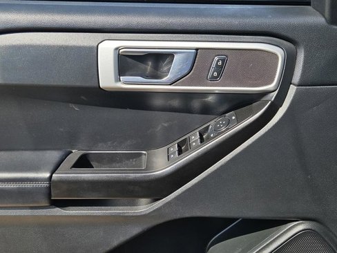 Used 2021 Ford Explorer 2WD image 29