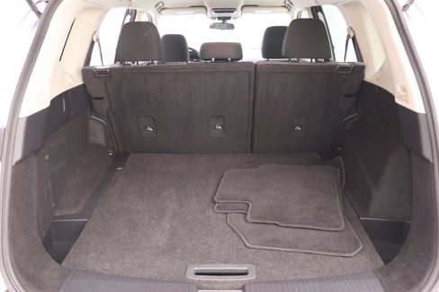 Used 2023 Nissan Rogue SV image 14