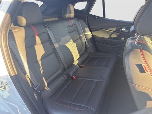 Used 2024 Chevrolet Trax RS w/ Sunroof Package image 18
