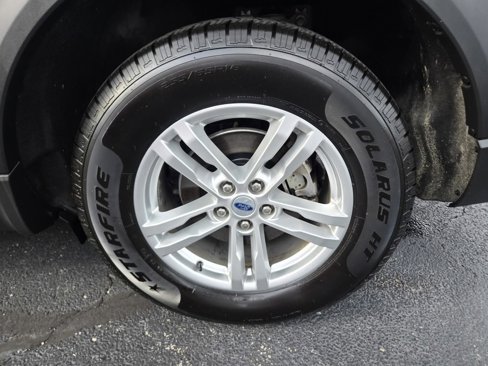 Used 2023 Ford Explorer XLT w/ Equipment Group 202A image 41