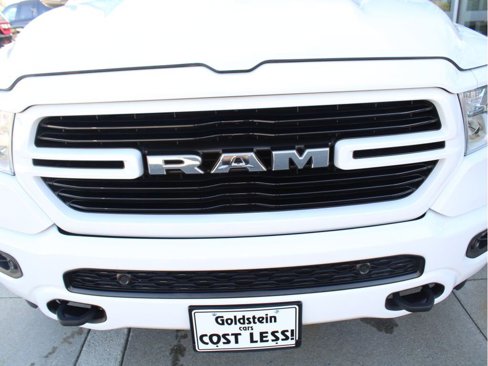 Used 2019 RAM 1500 Big Horn image 2