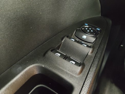 Used 2020 Ford Fusion SE image 27