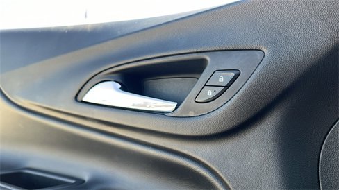 Used 2018 Chevrolet Equinox LT w/ Sun & Infotainment Package image 13