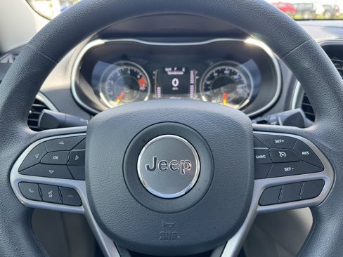 Used 2020 Jeep Cherokee Latitude image 29