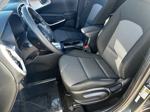 Used 2023 Kia Soul LX w/ Option Group 015 image 19