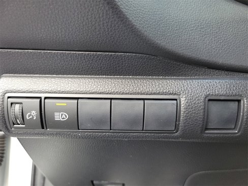 Used 2020 Toyota Corolla SE image 15