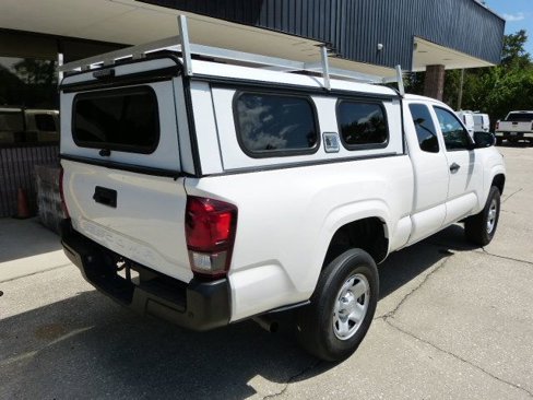Used 2021 Toyota Tacoma SR image 5