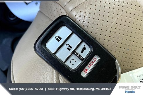 Used 2020 Honda CR-V Touring image 9