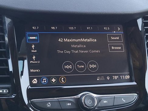 Used 2018 Chevrolet Trax LT w/ Redline Edition image 32