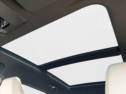 Used 2025 BMW X1 xDrive28i w/ Technology Package image 15