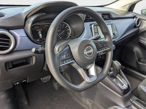 Used 2024 Nissan Versa SV image 10
