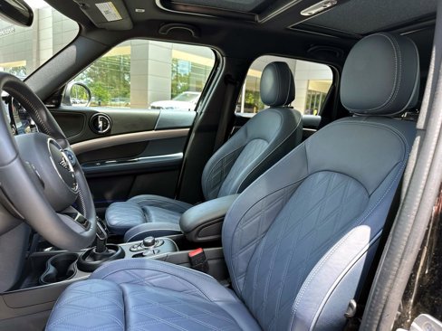 Used 2024 MINI Cooper Countryman S w/ Signature Upholstery Package image 22
