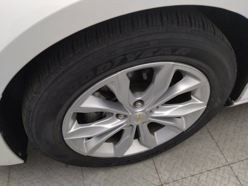 Used 2023 Chevrolet Malibu LT image 31
