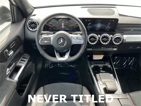 Used 2023 Mercedes-Benz GLB 250 image 14