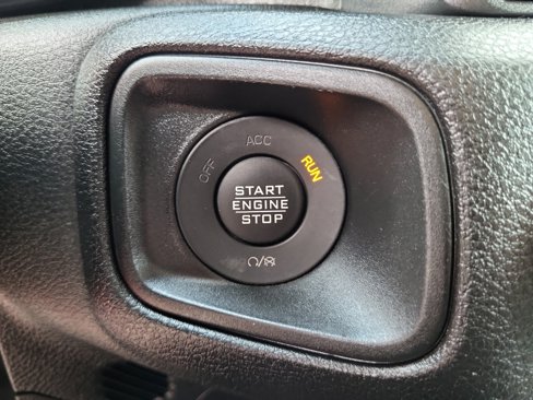 Used 2024 Jeep Wrangler Unlimited image 28