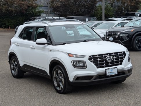 Used 2023 Hyundai Venue SEL image 7