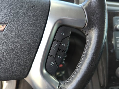 Used 2017 Chevrolet Traverse LT w/ Style and Technology Package image 34