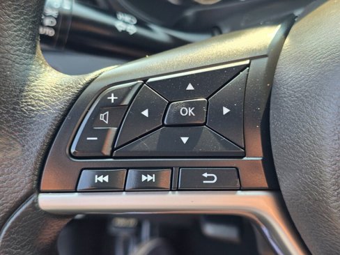Used 2022 Nissan Altima 2.5 SV image 32
