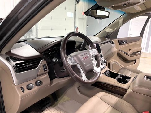 Used 2016 GMC Yukon XL SLT w/ Open Road Package image 9
