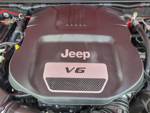Certified 2016 Jeep Wrangler Unlimited Sport image 24