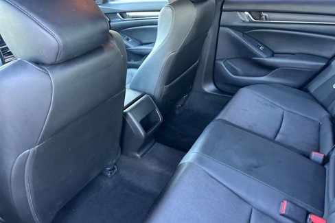 Used 2019 Honda Accord Sport image 4