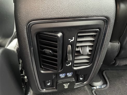 Used 2014 Jeep Grand Cherokee Limited w/ Trailer Tow Group IV image 29