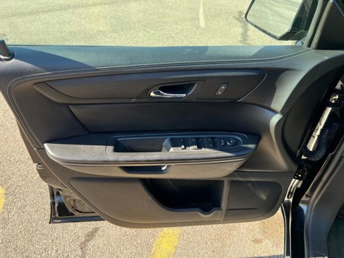 Used 2016 Chevrolet Traverse LT w/ LPO, 'HIT The Road' Package image 16