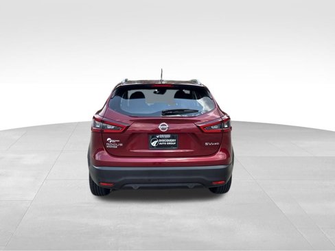 Certified 2020 Nissan Rogue Sport SV image 5