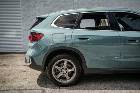Used 2023 BMW X1 xDrive28i image 15