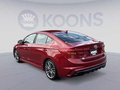 Used 2017 Hyundai Elantra Sport image 4