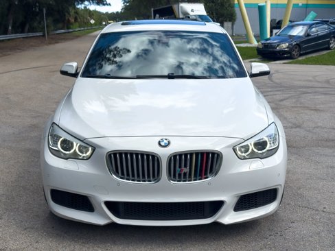 Used 2016 BMW 550i Gran Turismo xDrive image 8