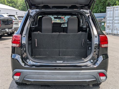 Used 2018 Mitsubishi Outlander LE image 5