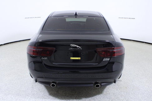 Used 2017 Jaguar XE R-Sport image 6