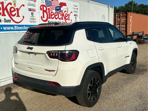 Used 2021 Jeep Compass Trailhawk image 3