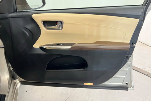 Used 2014 Toyota Avalon XLE Touring image 23